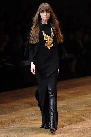Look 18